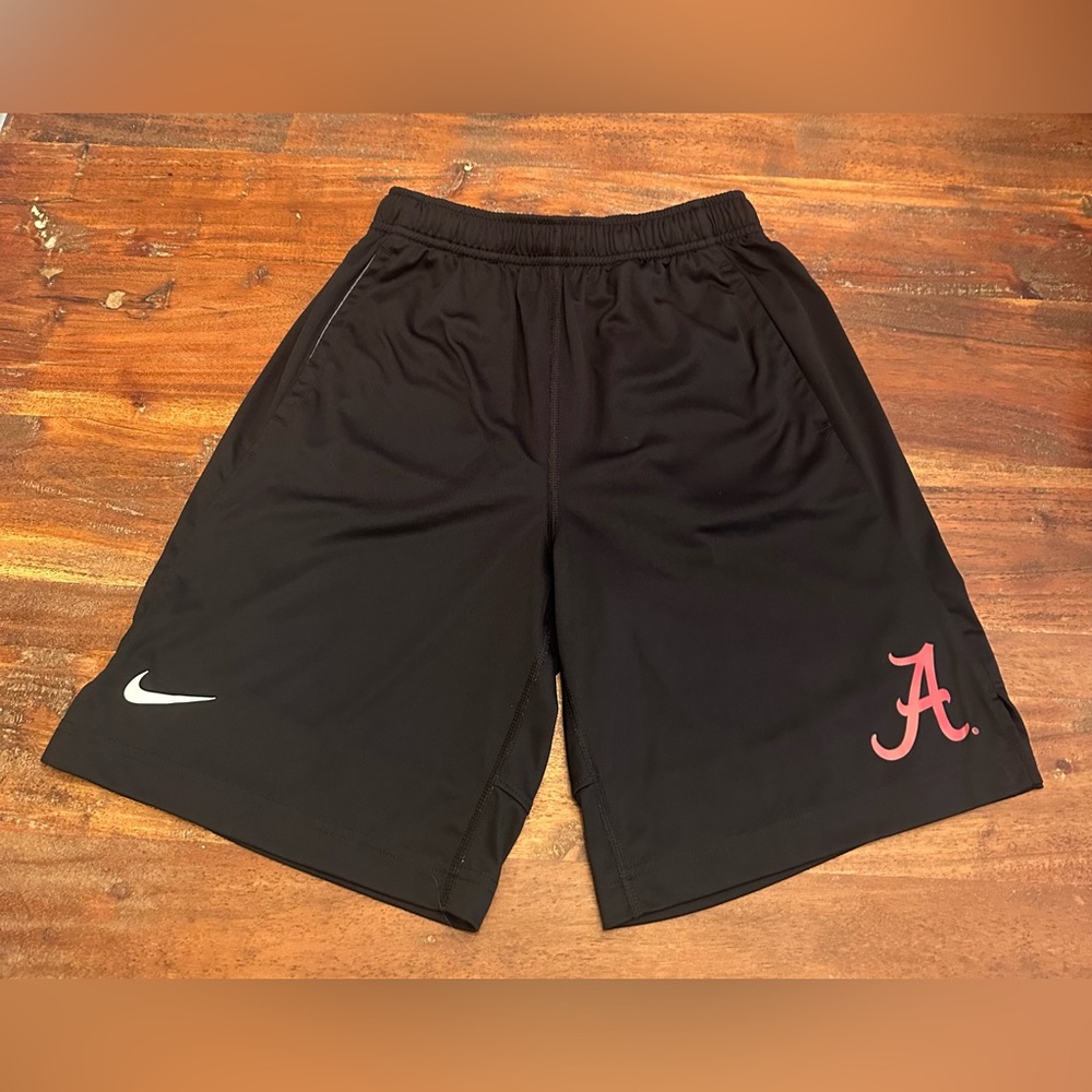 Nike Youth Boys Alabama Black Dry Fit Shorts. Size medium. EUC.